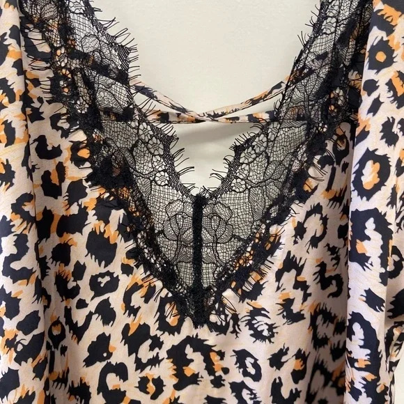 CBR Leopard Print Lace Trim Slip size xl fits like a medium - Picture 3 of 9